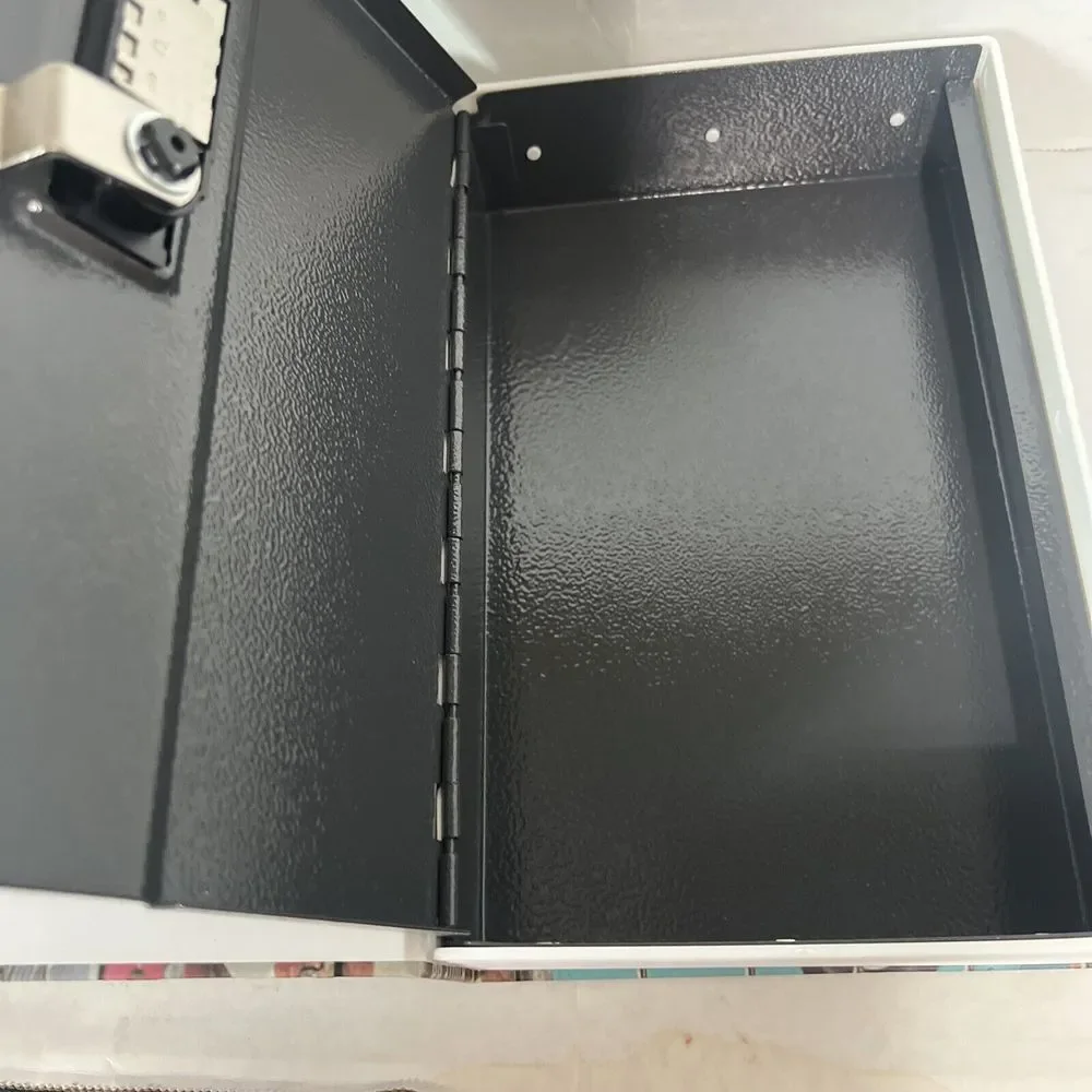 KYODOLED Hidden Metal Lock Box Diversion Book Safe w/Combo Lock Route‎ 66 Design